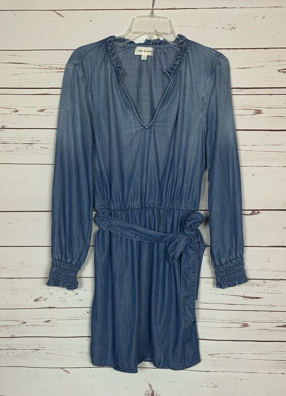Cloth & Stone Women's S Small Tencel Chambray V-Neck Ruffle Long Sleeve Dress